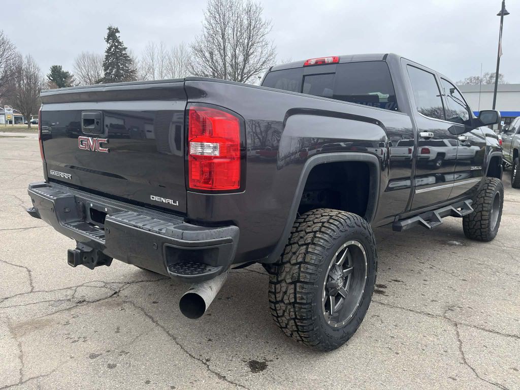 2016 GMC Sierra 2500 Image 6