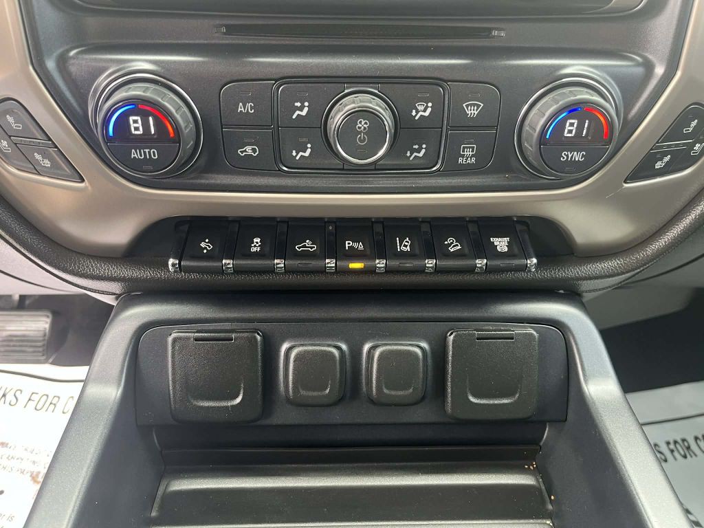 2016 GMC Sierra 2500 Image 24