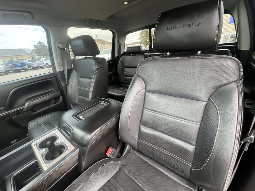 2016 GMC Sierra 2500 Image 28