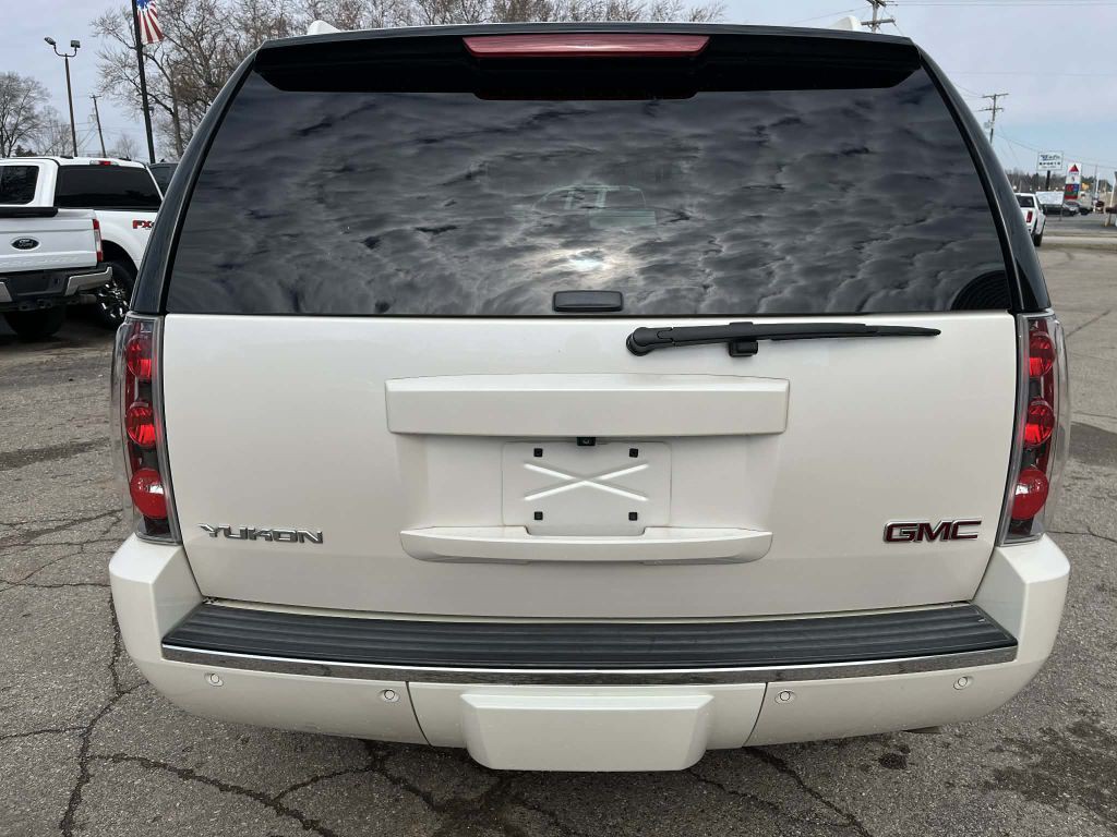2014 GMC Yukon Image 7