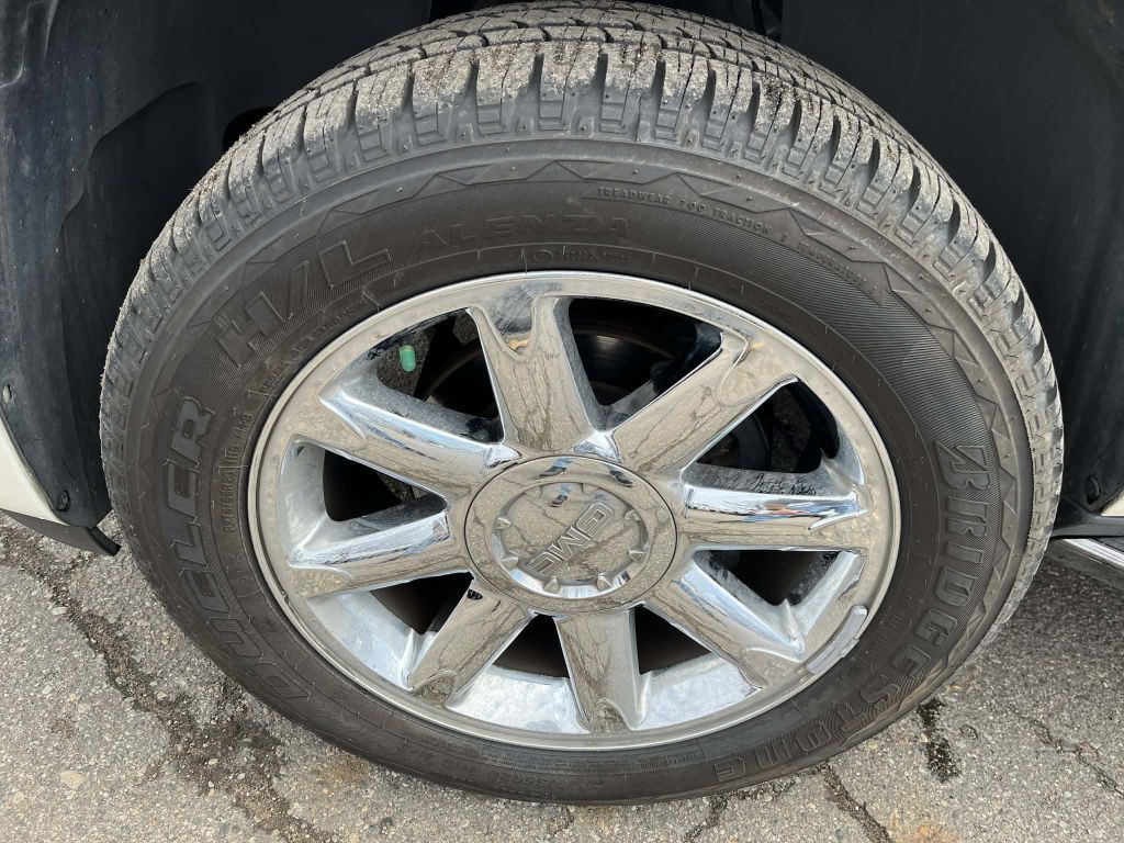 2014 GMC Yukon Image 16