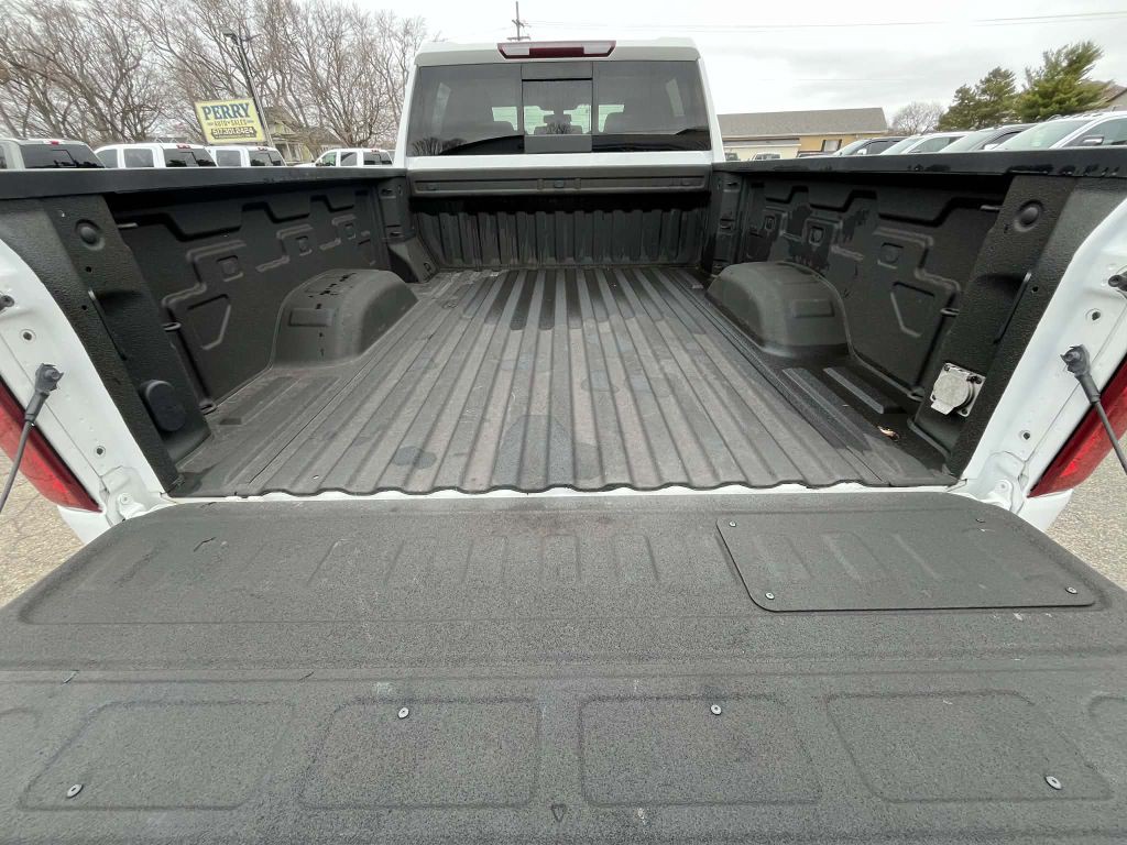 2022 Chevrolet Silverado 1500 Image 8