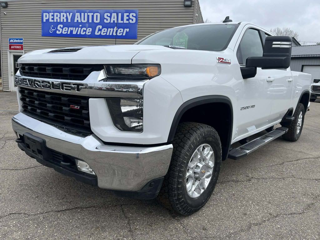 2022 Chevrolet Silverado 1500 Image 2