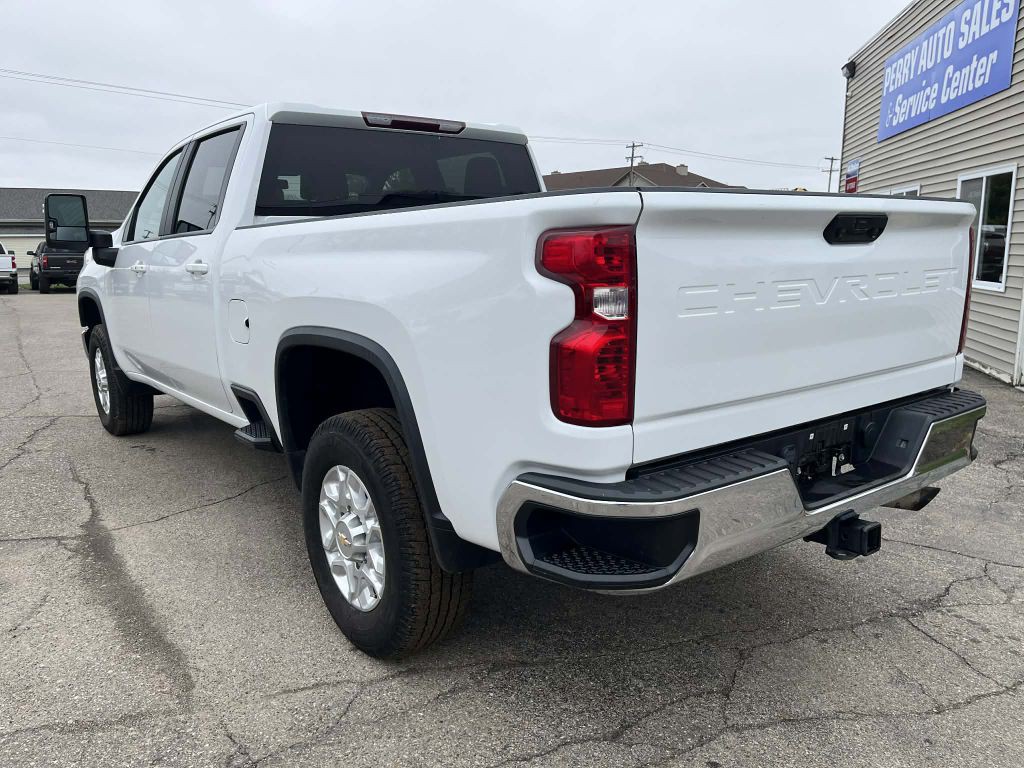 2022 Chevrolet Silverado 1500 Image 9
