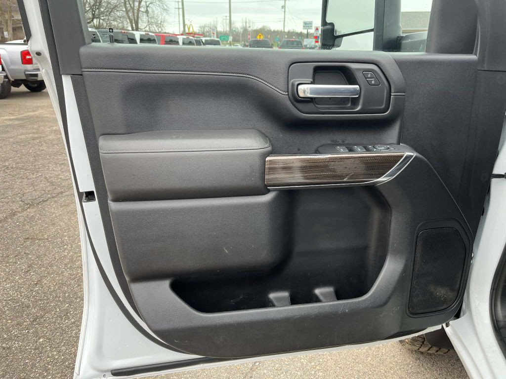 2022 Chevrolet Silverado 1500 Image 18
