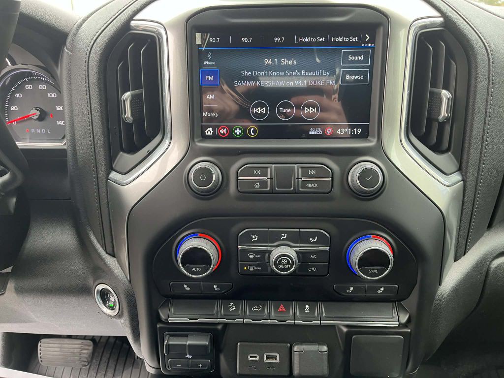 2022 Chevrolet Silverado 1500 Image 21