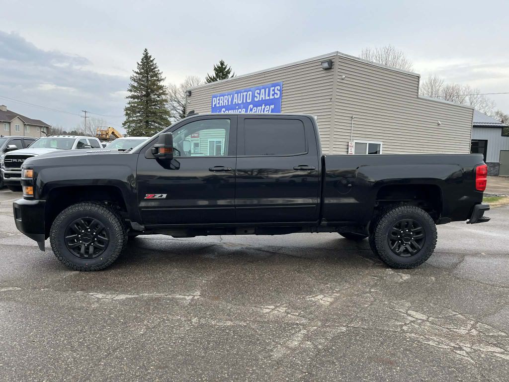 2019 Chevrolet Silverado 1500 Image 1