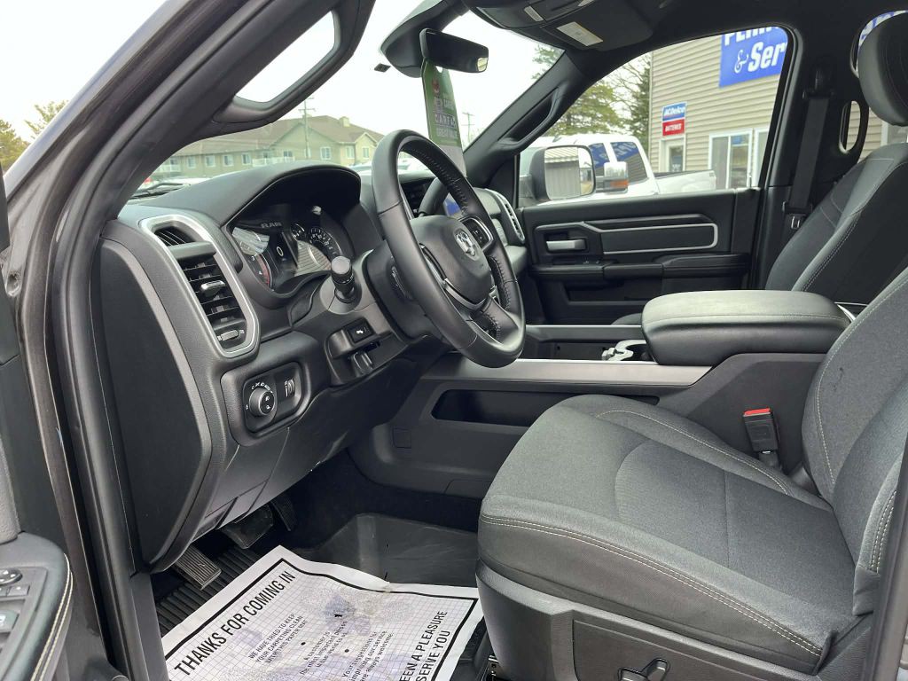 2021 RAM 2500 Image 25