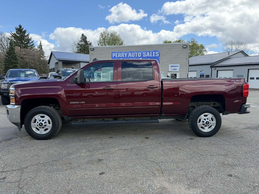 2017 Chevrolet Silverado 1500 Image 1