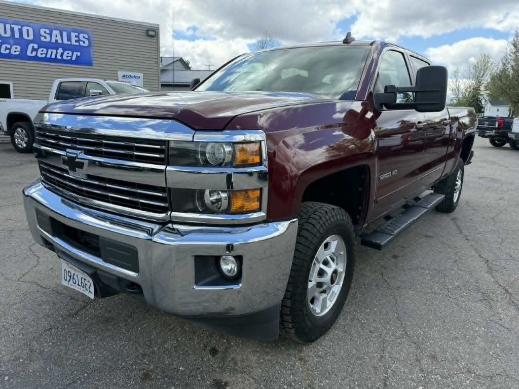 2017 Chevrolet Silverado 1500 Image 2