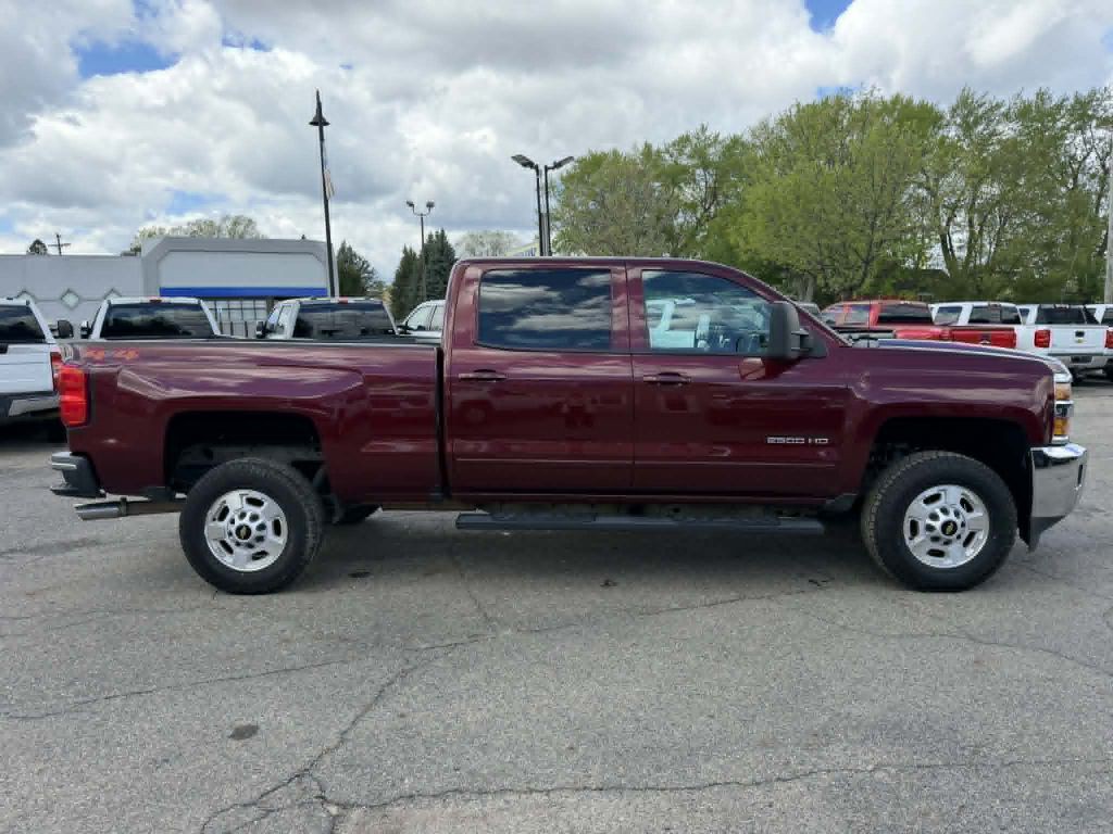 2017 Chevrolet Silverado 1500 Image 5