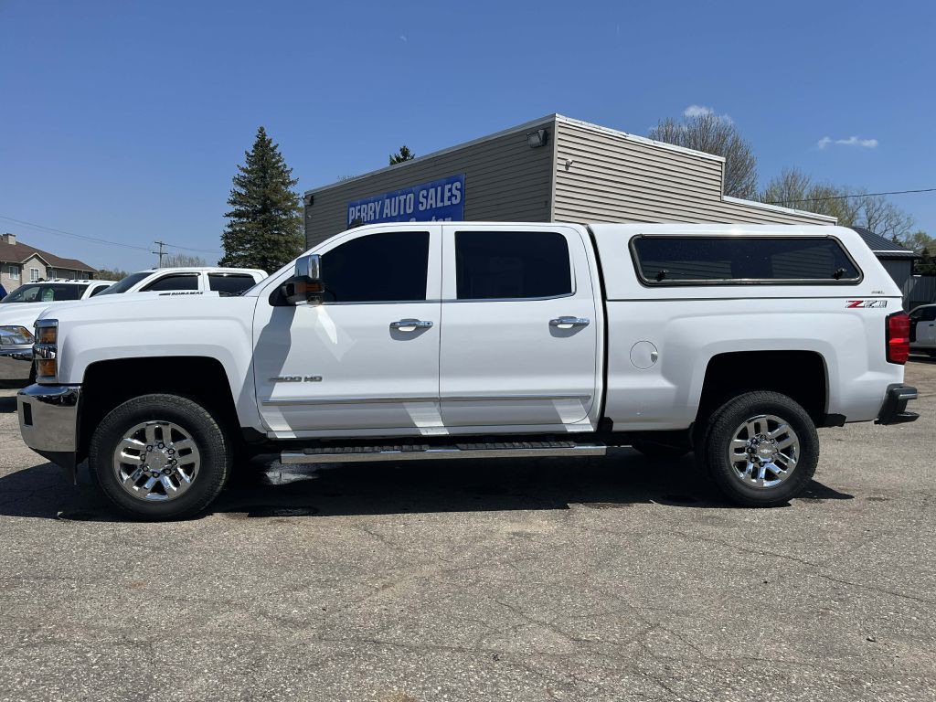 2018 Chevrolet Silverado 1500 Image 1