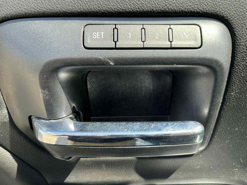 2018 Chevrolet Silverado 1500 Image 17