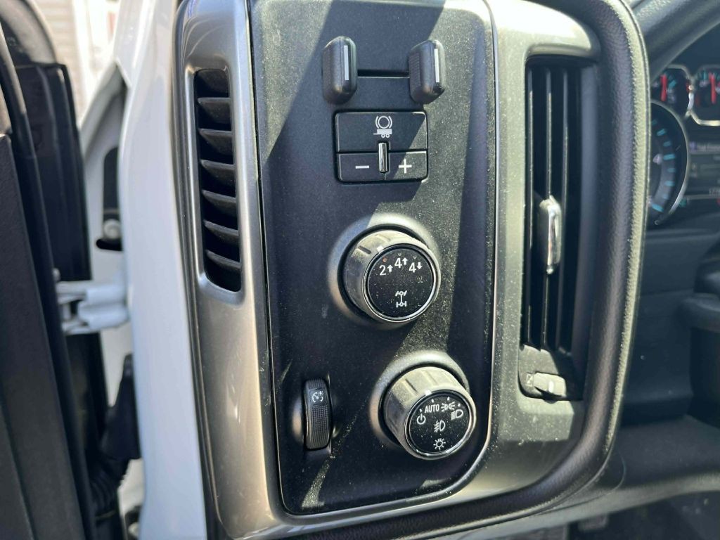 2018 Chevrolet Silverado 1500 Image 19