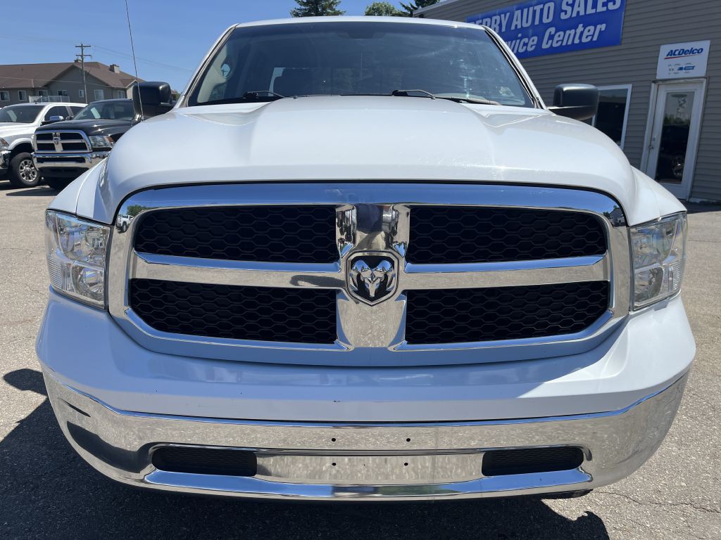 2019 RAM 1500 Image 3