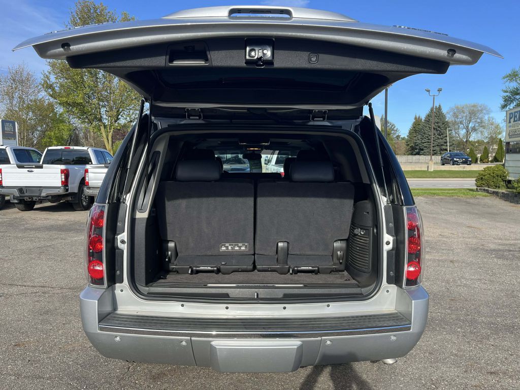 2011 GMC Yukon Image 8