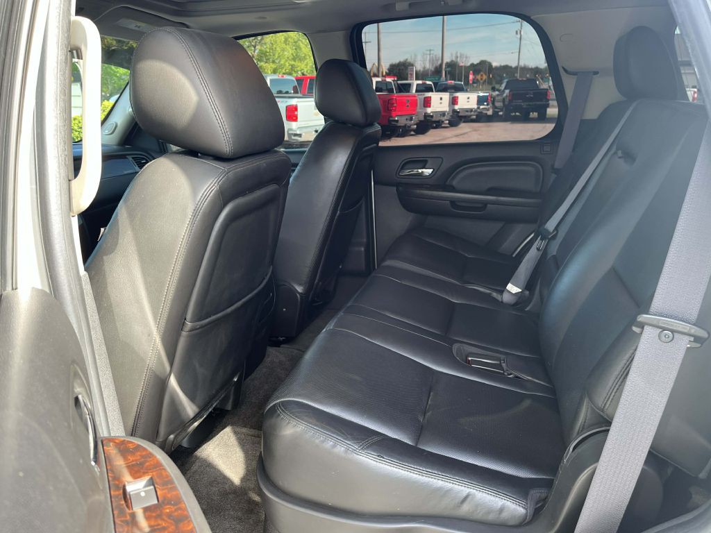 2011 GMC Yukon Image 27