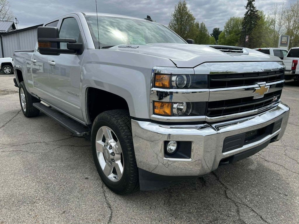2019 Chevrolet Silverado 1500 Image 4