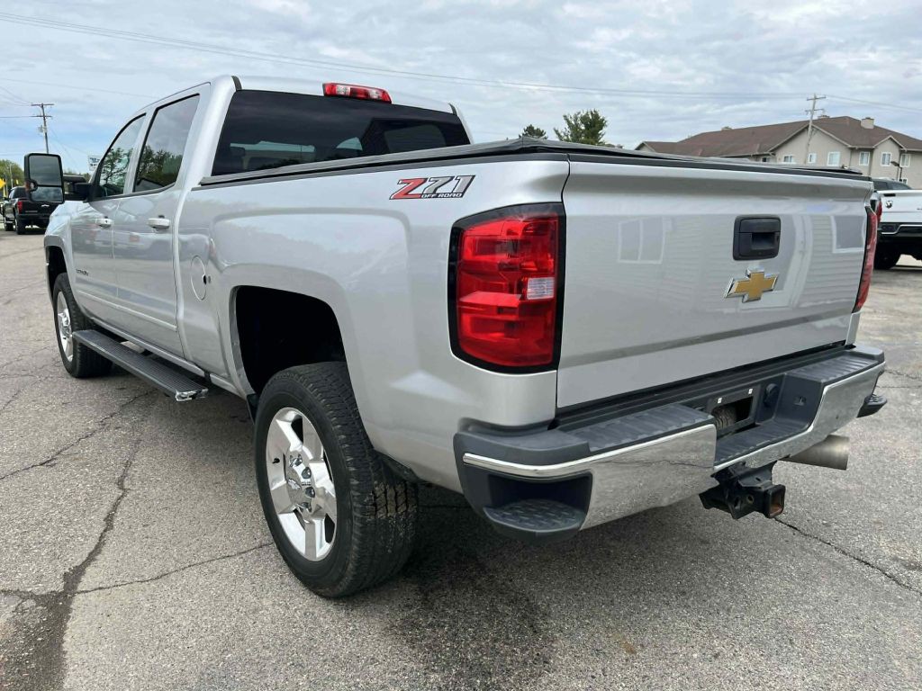 2019 Chevrolet Silverado 1500 Image 9