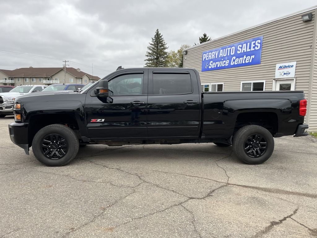 2018 Chevrolet Silverado 1500 Image 1