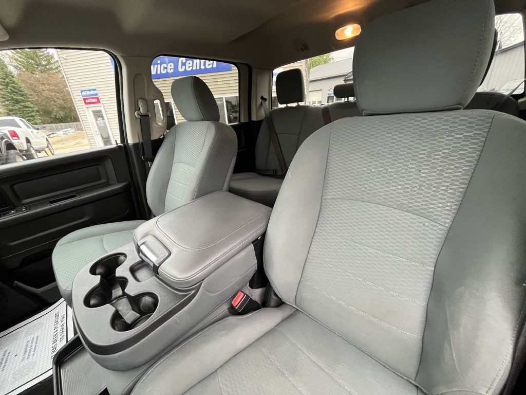 2018 RAM 2500 Image 25
