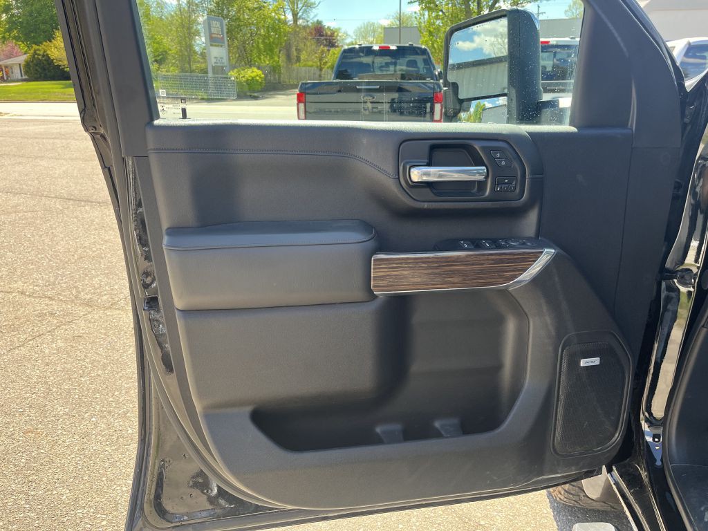 2022 Chevrolet Silverado 1500 Image 16