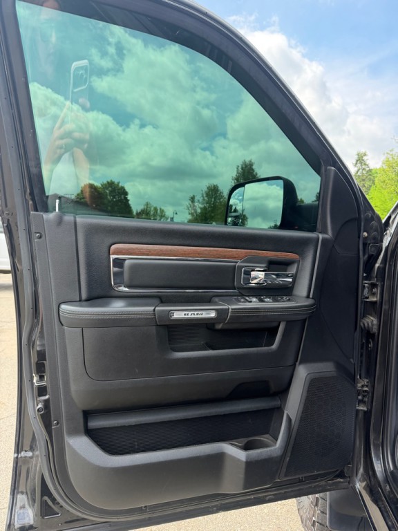 2018 RAM 2500 Image 17