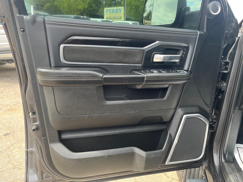 2021 RAM 2500 Image 17