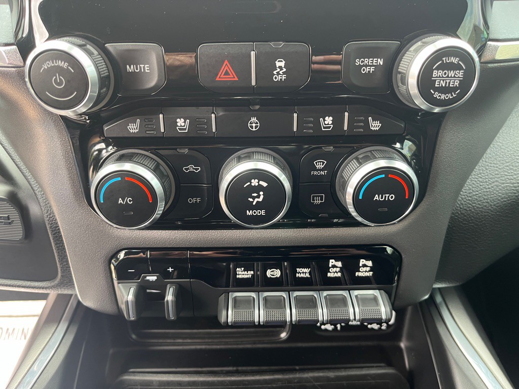 2021 RAM 2500 Image 24