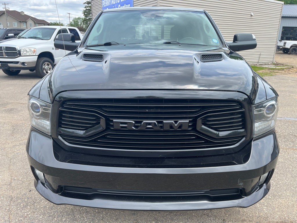 2018 RAM 1500 Image 3