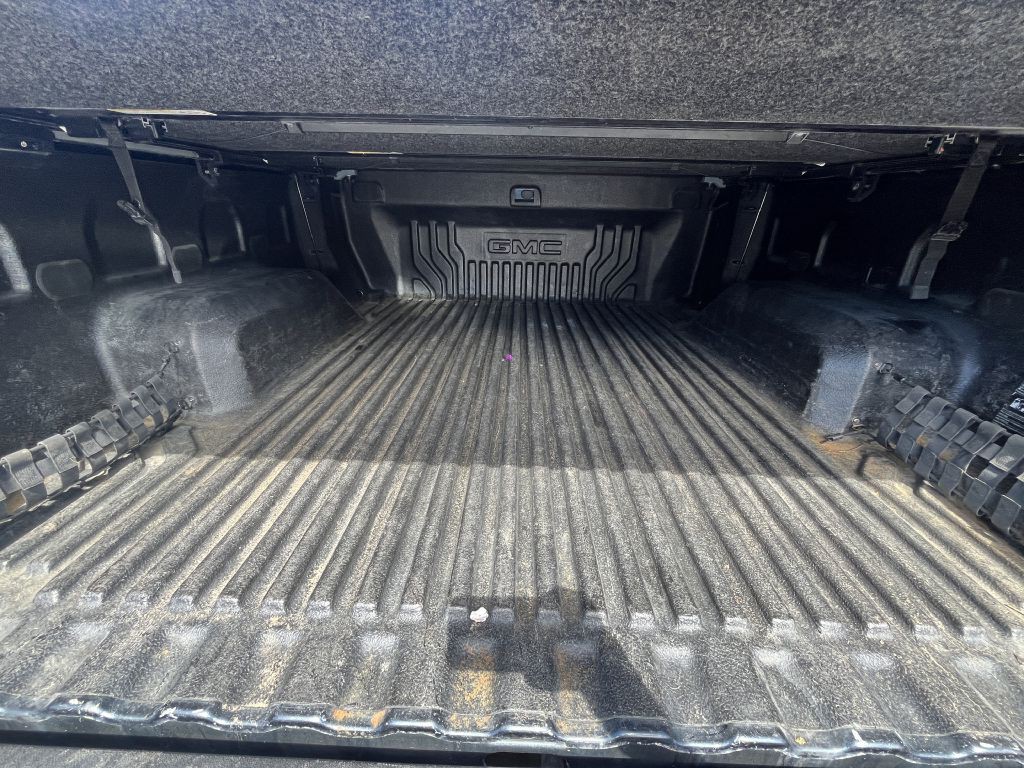 2021 GMC Sierra Image 8