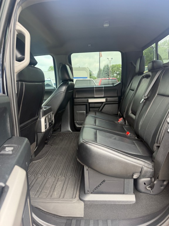 2021 Ford F-250 Image 21