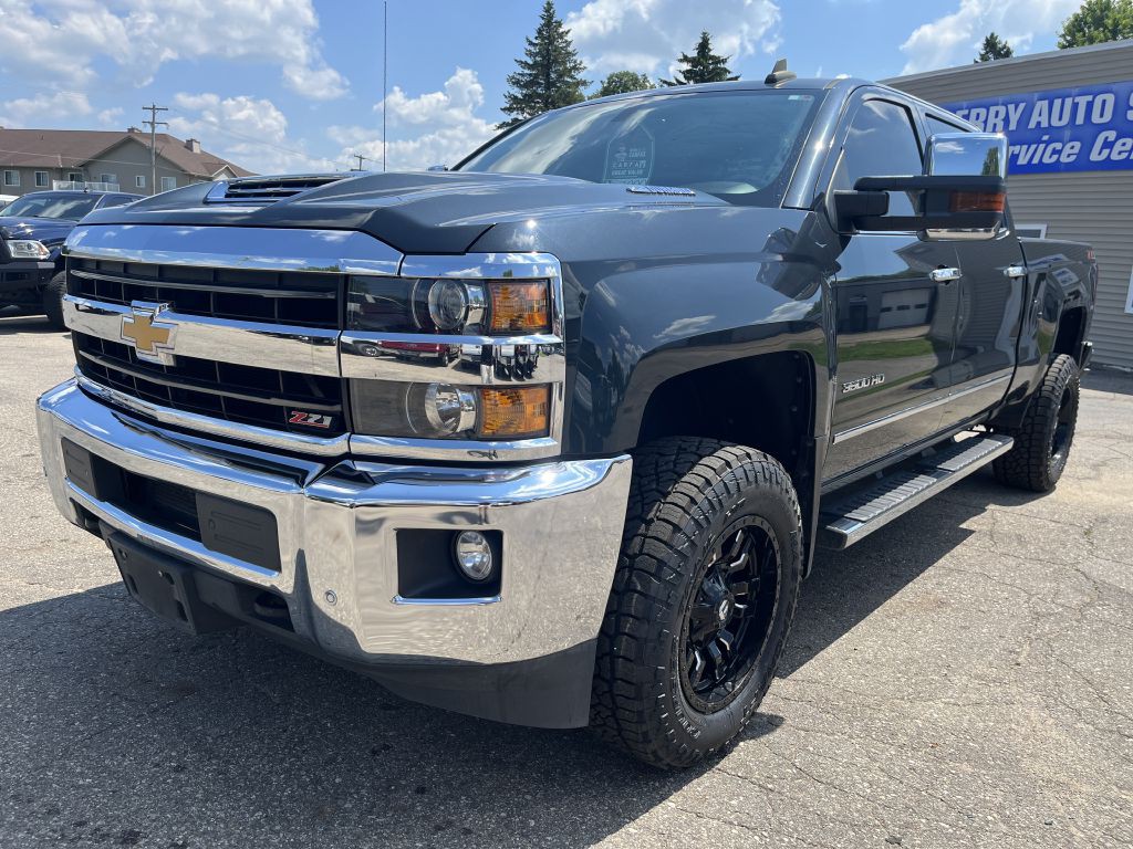 2018 Chevrolet Silverado 1500 Image 3
