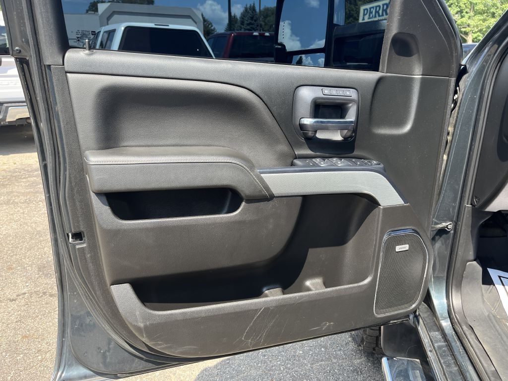 2018 Chevrolet Silverado 1500 Image 19