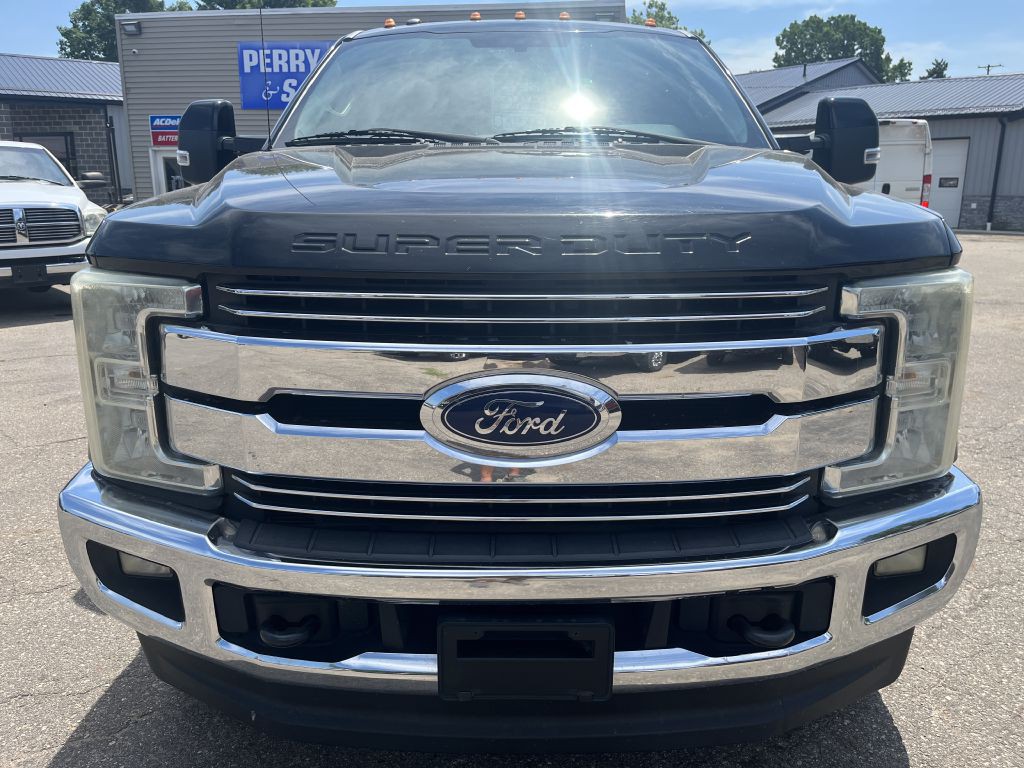 2017 Ford F-250 Image 3