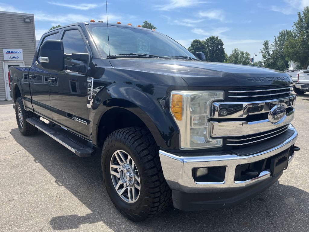 2017 Ford F-250 Image 4