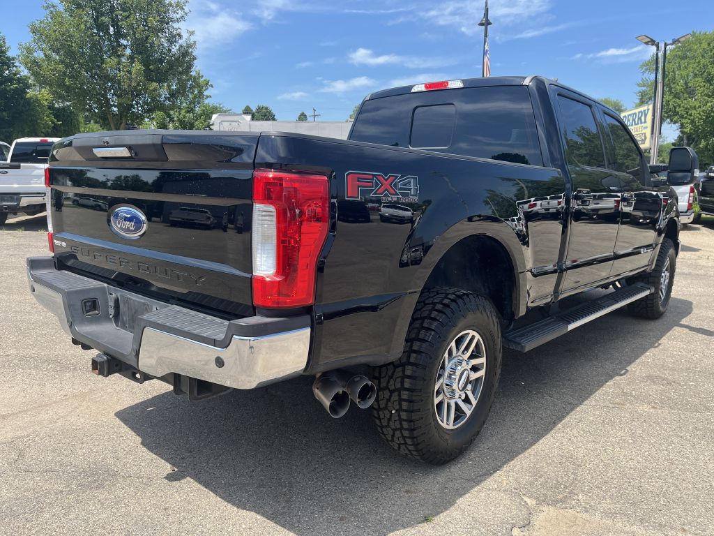 2017 Ford F-250 Image 6
