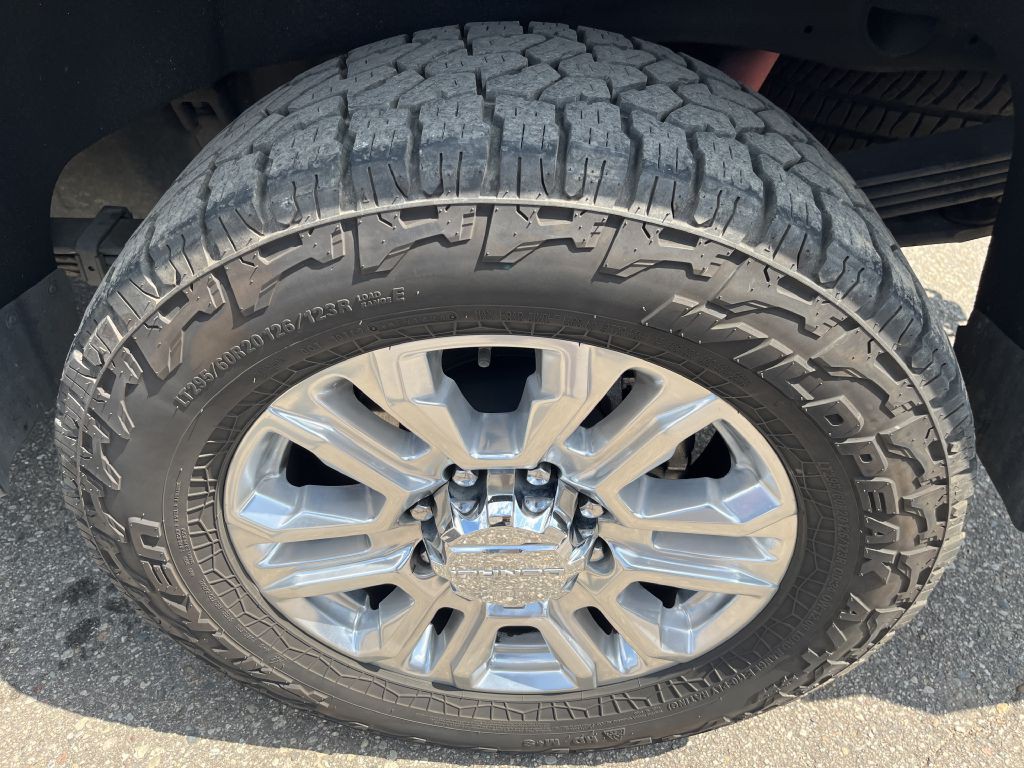 2022 GMC Sierra 2500 Image 17