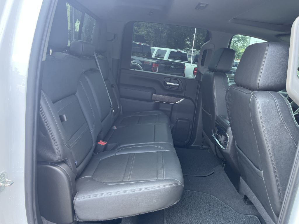 2022 GMC Sierra 2500 Image 32