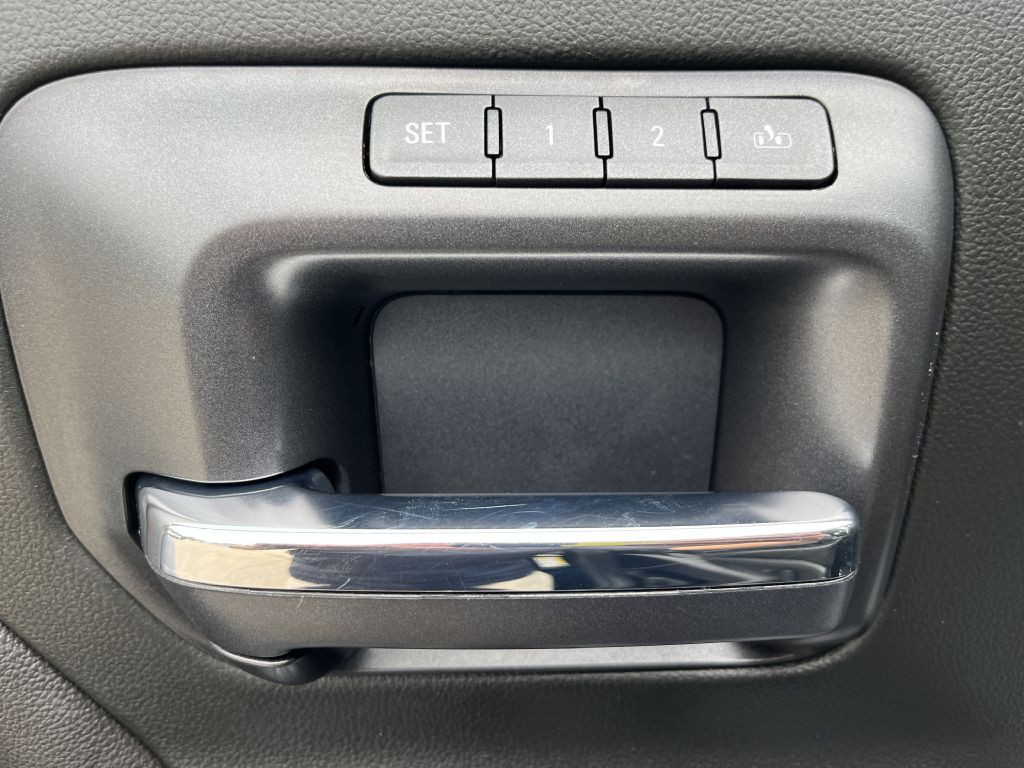 2018 Chevrolet Silverado 1500 Image 19