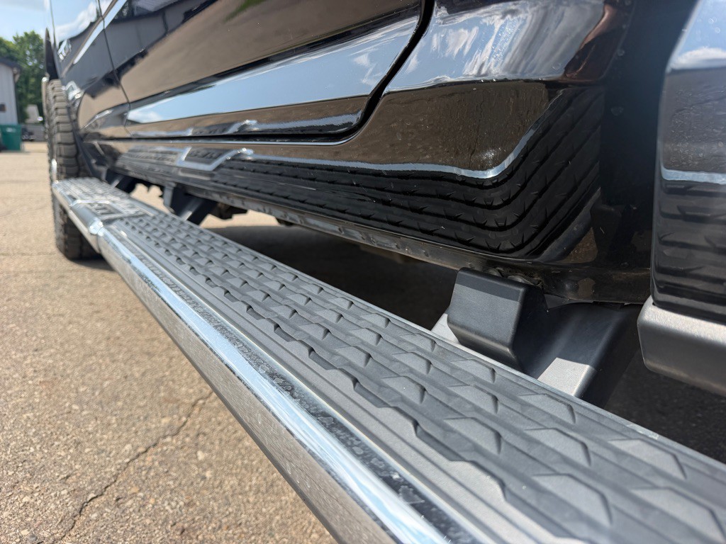 2022 RAM 3500 Image 11