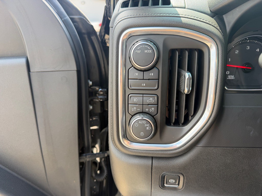 2020 Chevrolet Silverado 1500 Image 17