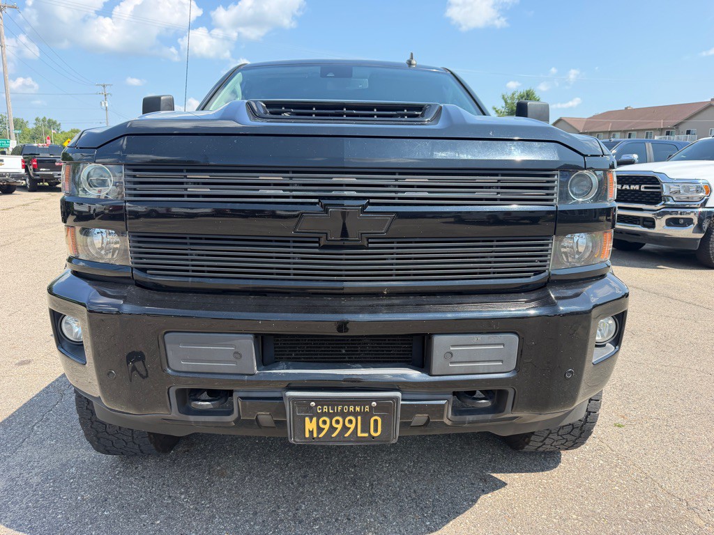 2018 Chevrolet Silverado 1500 Image 3