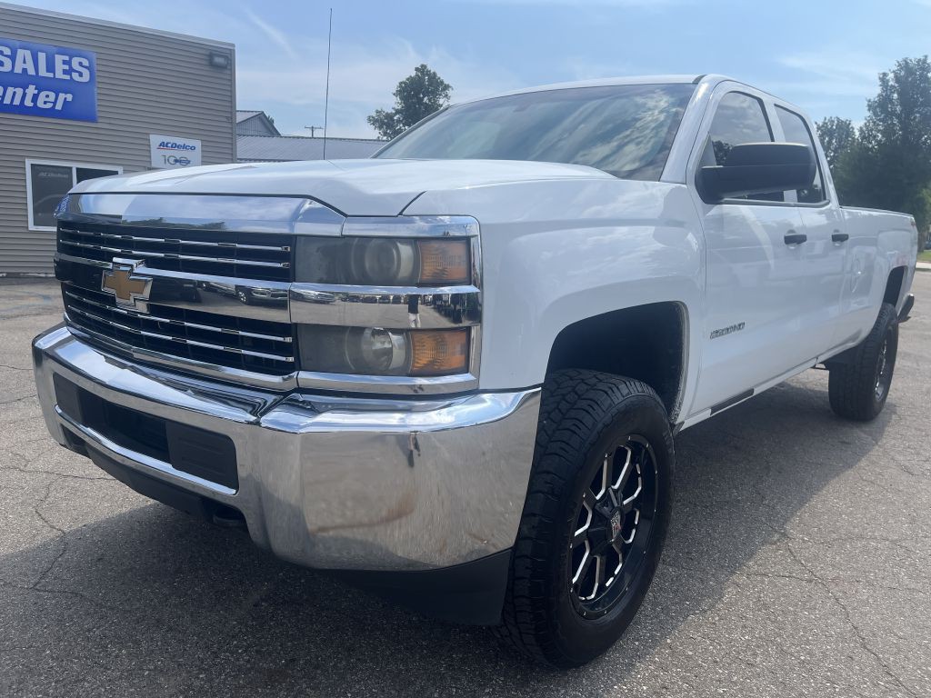 2015 Chevrolet Silverado 1500 Image 2