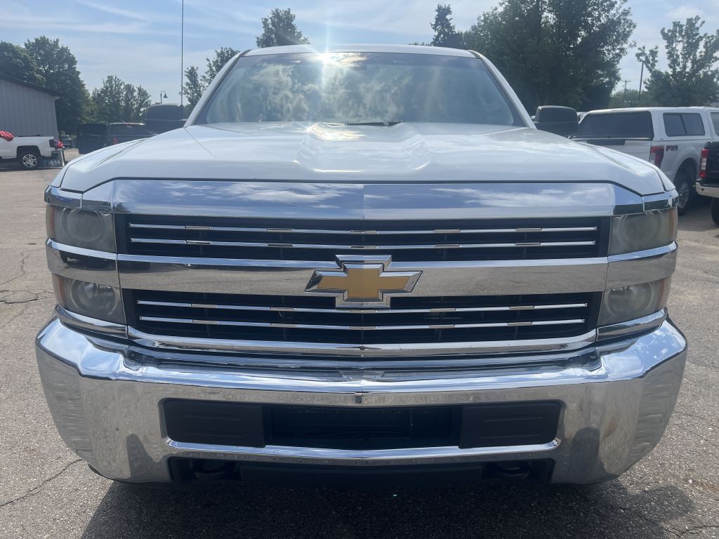 2015 Chevrolet Silverado 1500 Image 3