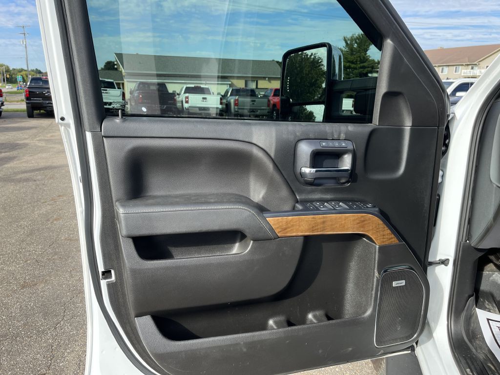 2018 Chevrolet Silverado 1500 Image 15