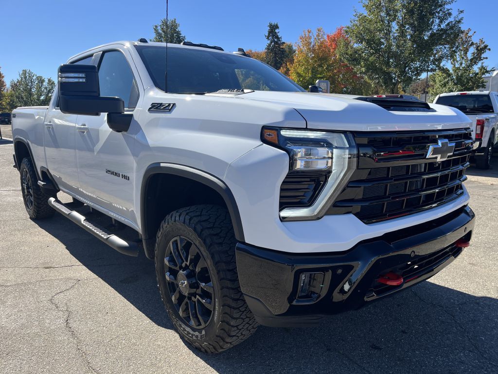 2025 Chevrolet Silverado 1500 Image 4