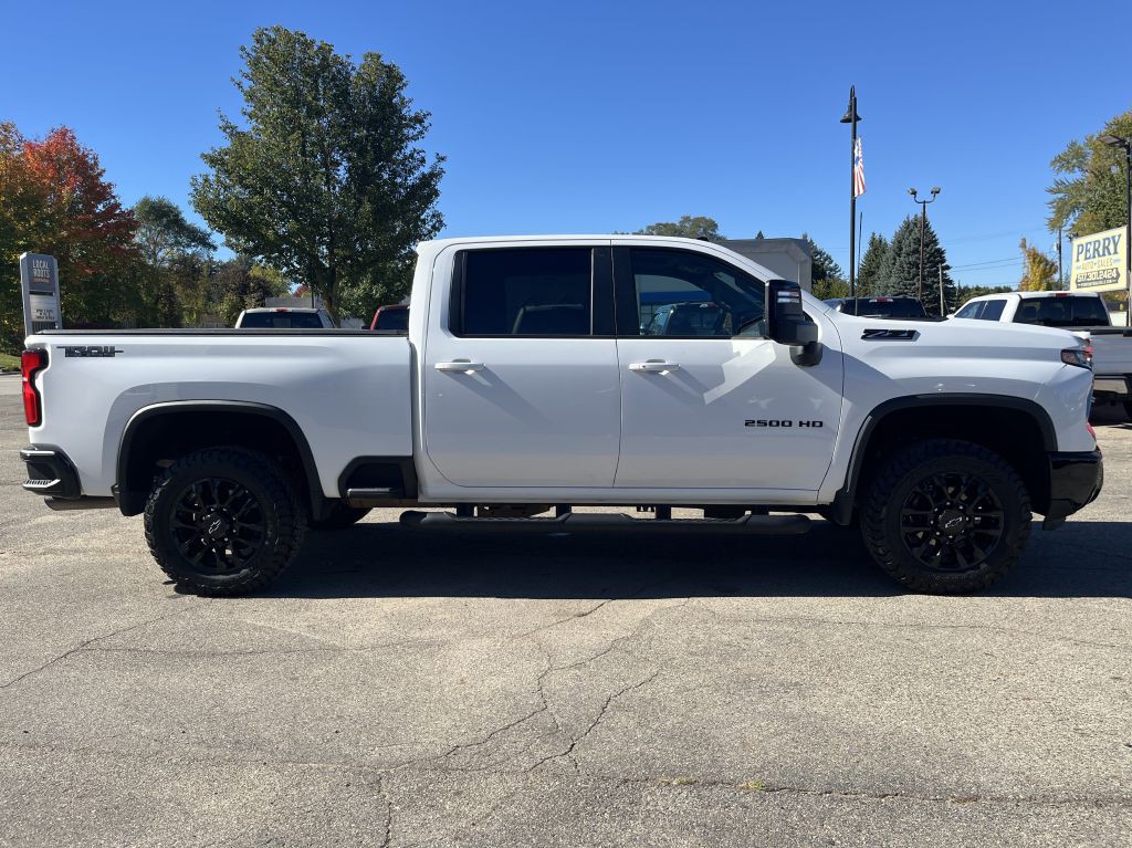 2025 Chevrolet Silverado 1500 Image 5