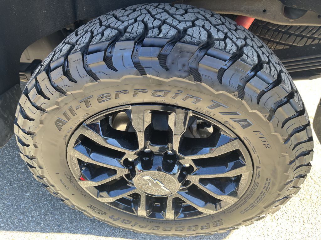 2025 Chevrolet Silverado 1500 Image 17