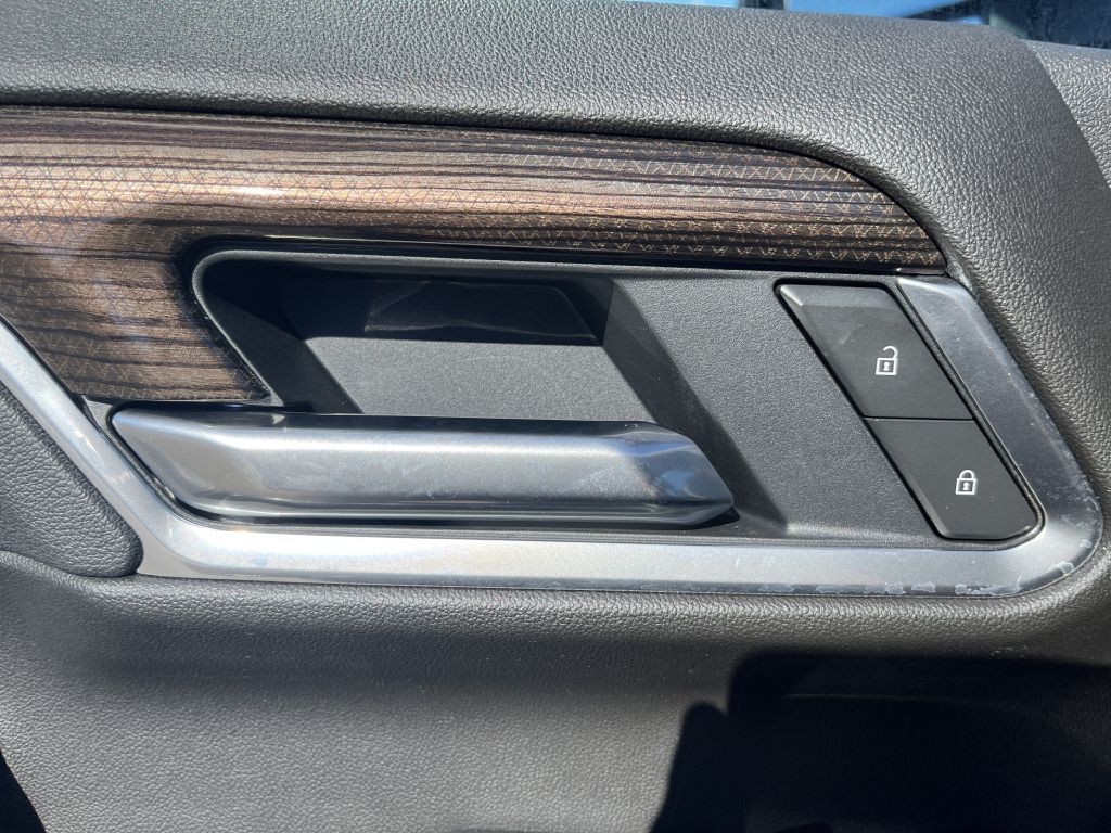 2025 Chevrolet Silverado 1500 Image 19